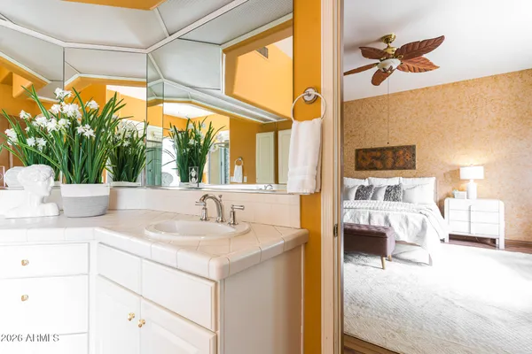 $799,000 | 2739 East Vista Drive, Phoenix, AZ 85032