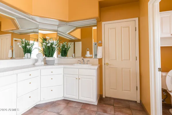 $799,000 | 2739 East Vista Drive, Phoenix, AZ 85032