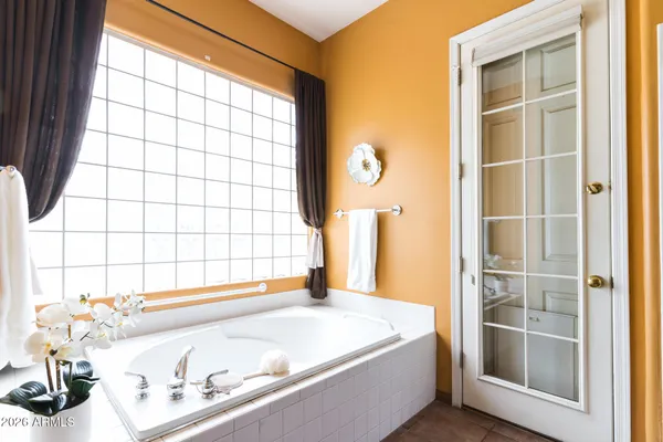 $799,000 | 2739 East Vista Drive, Phoenix, AZ 85032