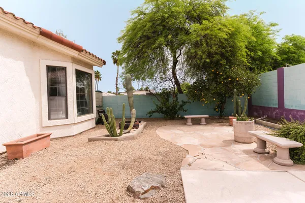 $799,000 | 2739 East Vista Drive, Phoenix, AZ 85032