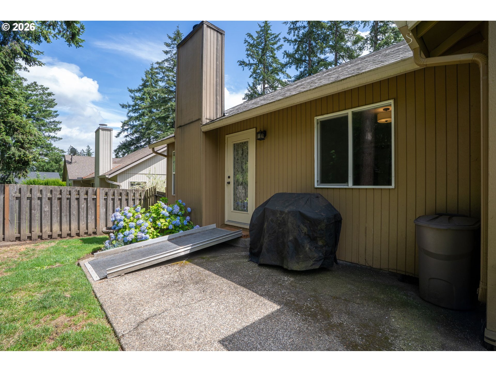 8449 Southwest Alden Street Portland, OR 97223 - Photo 32 of 39