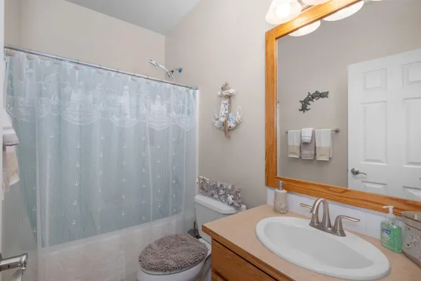 $599,999 | 8304 Vashon Drive Northeast, Olympia, WA 98516