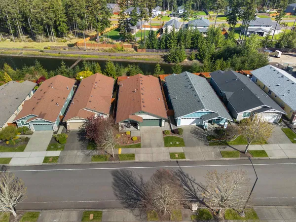 $599,999 | 8304 Vashon Drive Northeast, Olympia, WA 98516