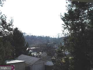 12 West Neversink Road Reading, PA 19606 - Photo 2 of 6 Gallery Image 2