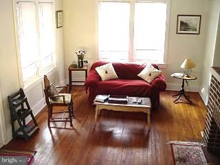 12 West Neversink Road Reading, PA 19606 - Photo 3 of 6 Gallery Image 3