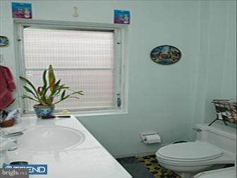 2007-9 Addison Street Philadelphia, PA 19146 - Photo 5 of 6 Bathroom