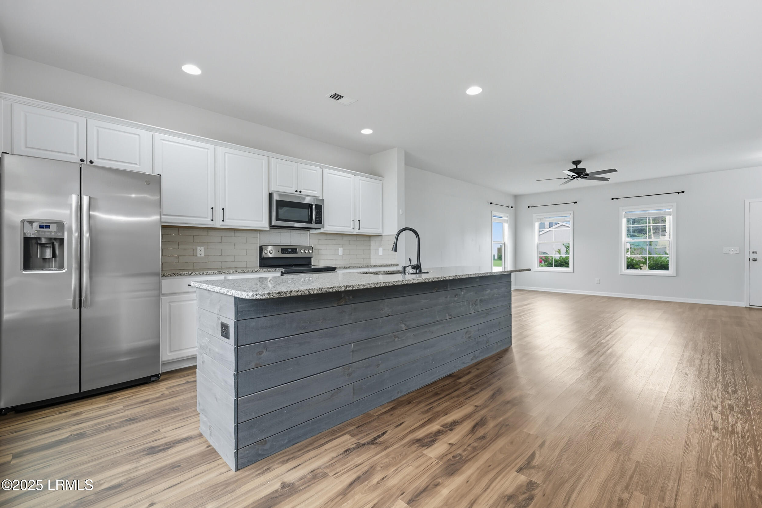 42 Chestnut Street Beaufort, SC 29906 - Photo 11 of 56 15_012_ru4a0036