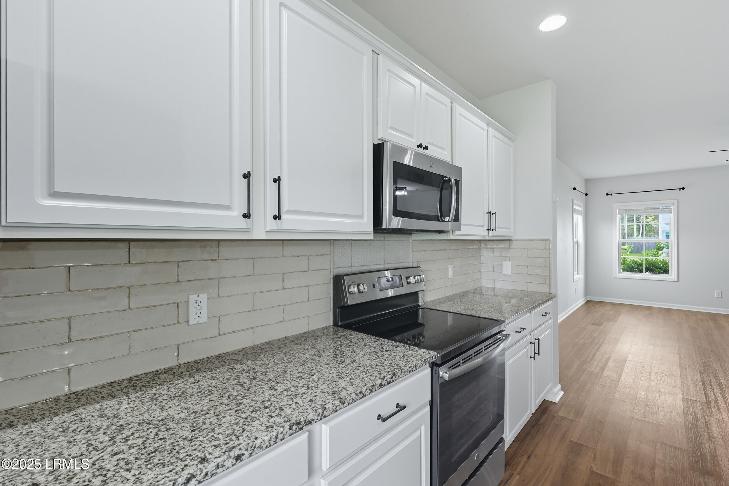 42 Chestnut Street Beaufort, SC 29906 - Photo 14 of 56 18_014_ru4a0061