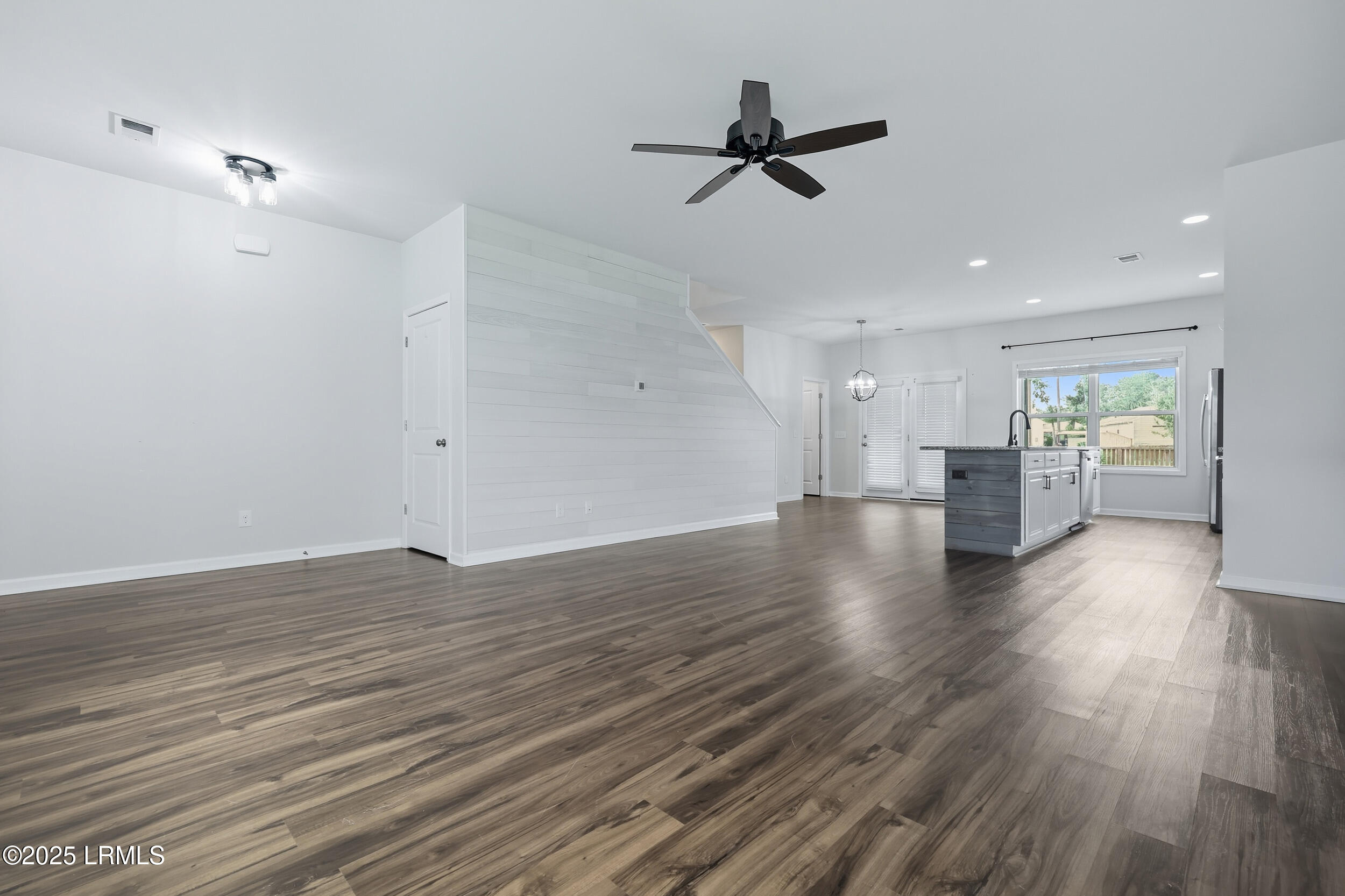 42 Chestnut Street Beaufort, SC 29906 - Photo 4 of 56 7_004_ru4a0006