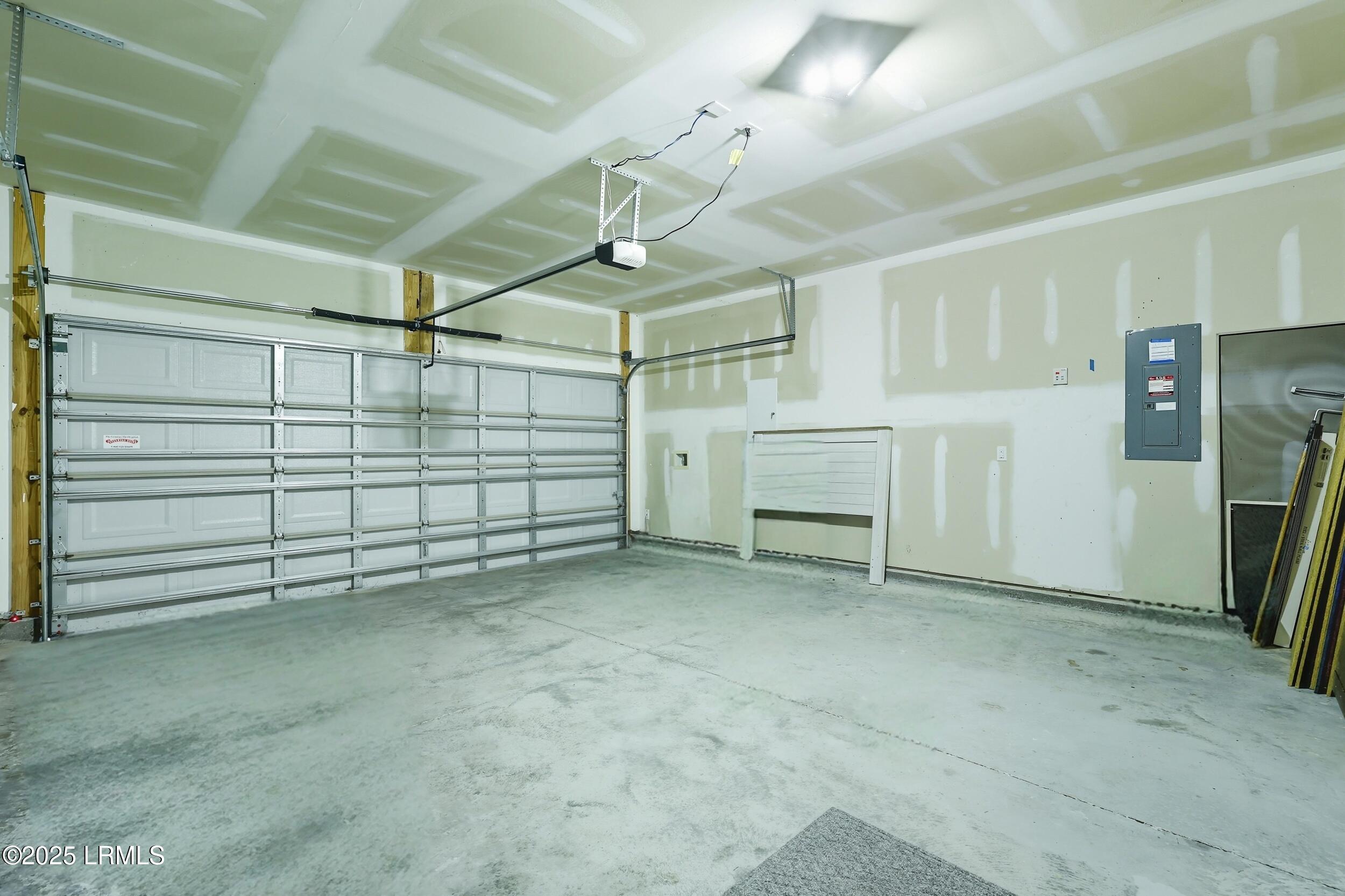 42 Chestnut Street Beaufort, SC 29906 - Photo 48 of 56 54_050_ru4a0291_autoremove_6733217