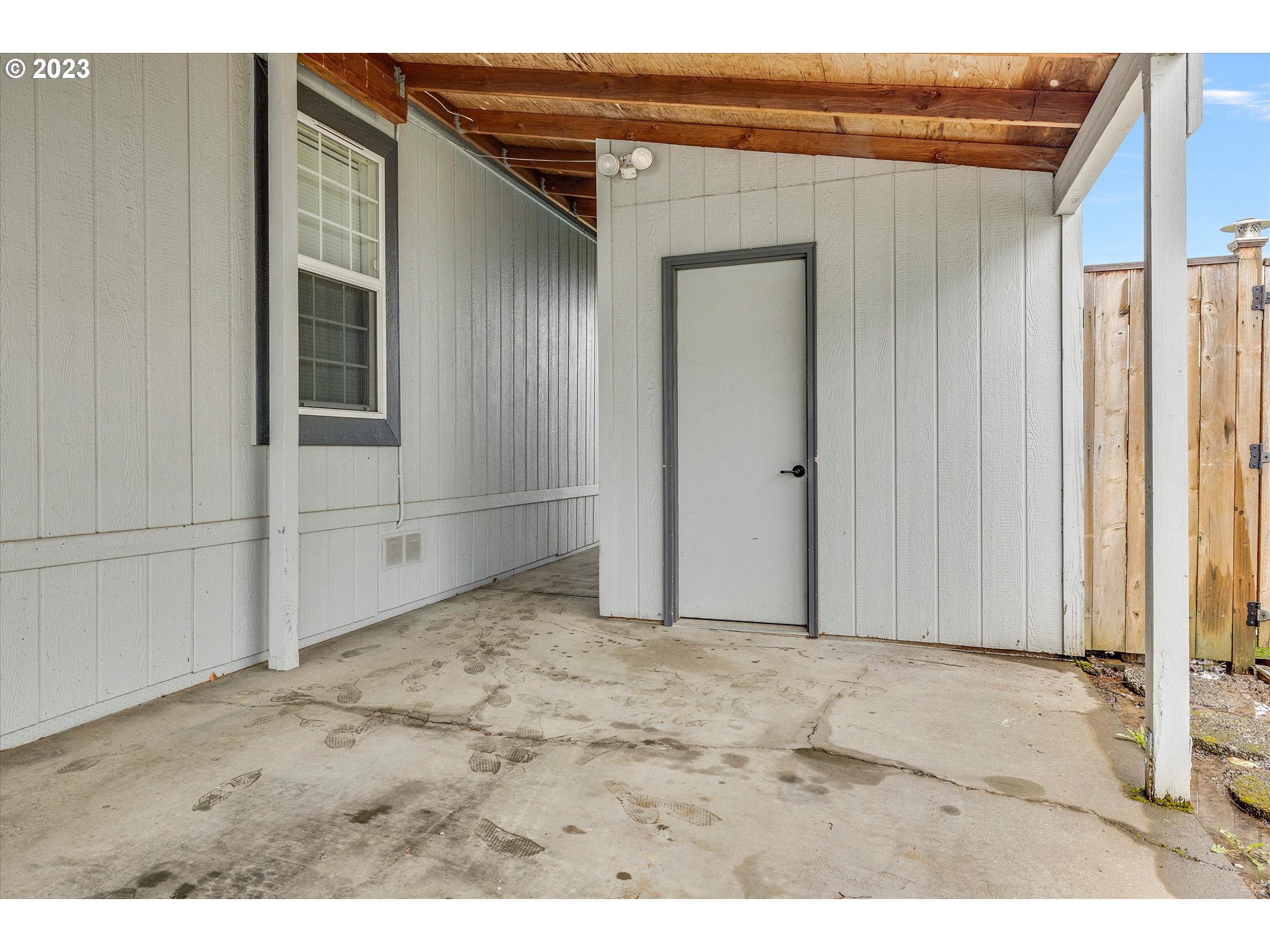 1949 Southeast Palmquist Road, Unit 17 Gresham, OR 97080 - Photo 27 of 31 a view of an empty room with closet