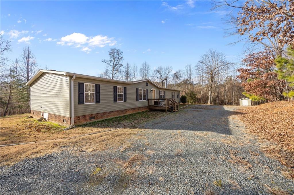 950 Waggoner Neal Road Walkertown, NC 27051 - Photo 11 of 48 Another view of the home.
