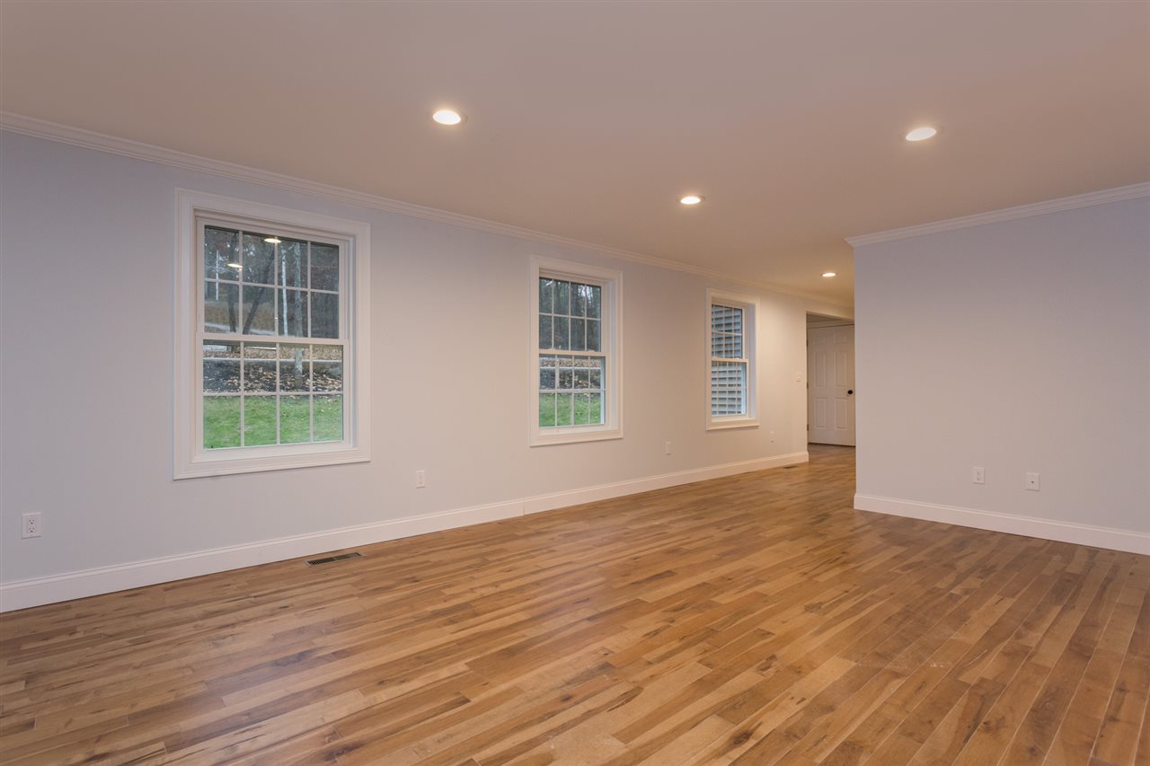 121 Stratham Heights Road Stratham, NH 03885 - Photo 13 of 31