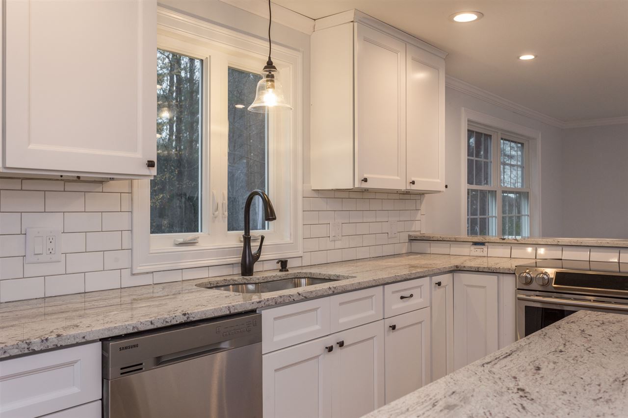 121 Stratham Heights Road Stratham, NH 03885 - Photo 5 of 31