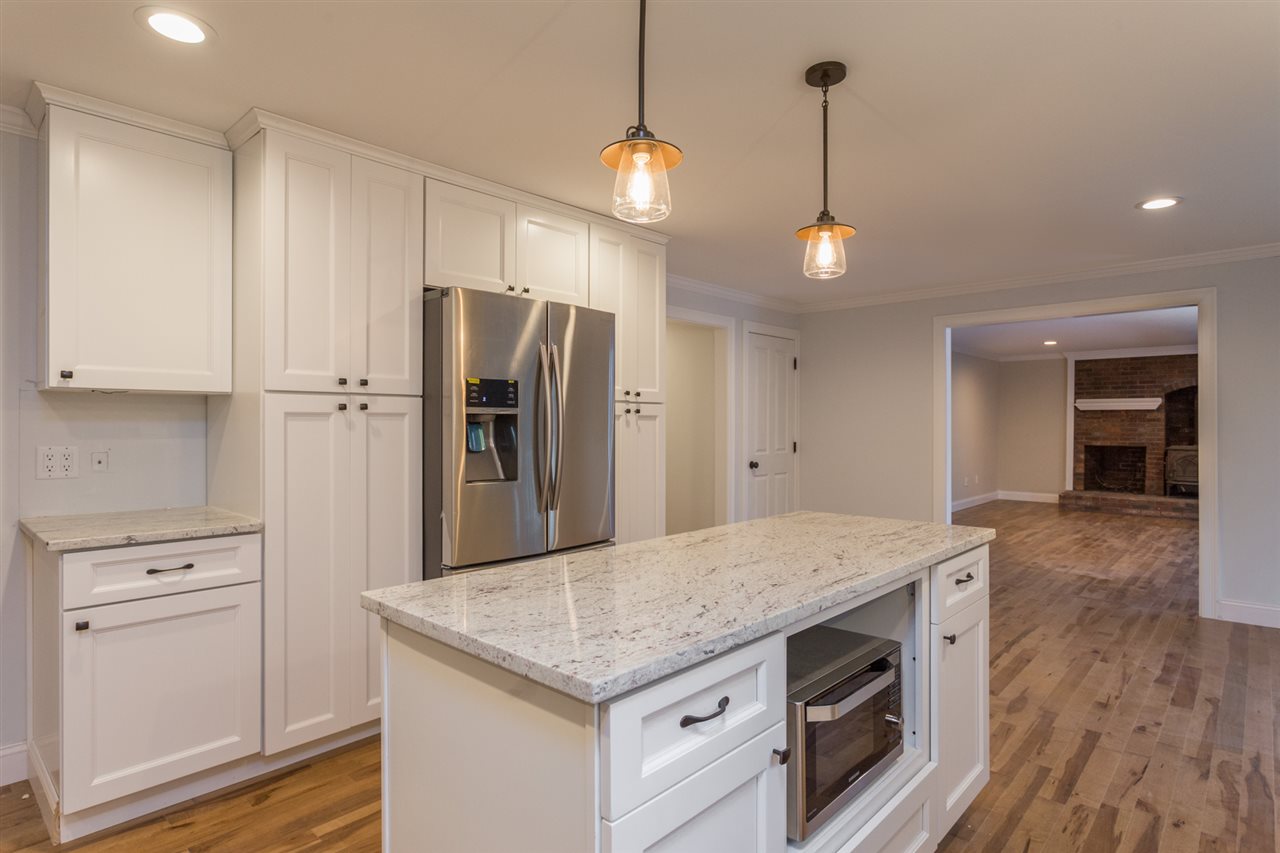 121 Stratham Heights Road Stratham, NH 03885 - Photo 8 of 31
