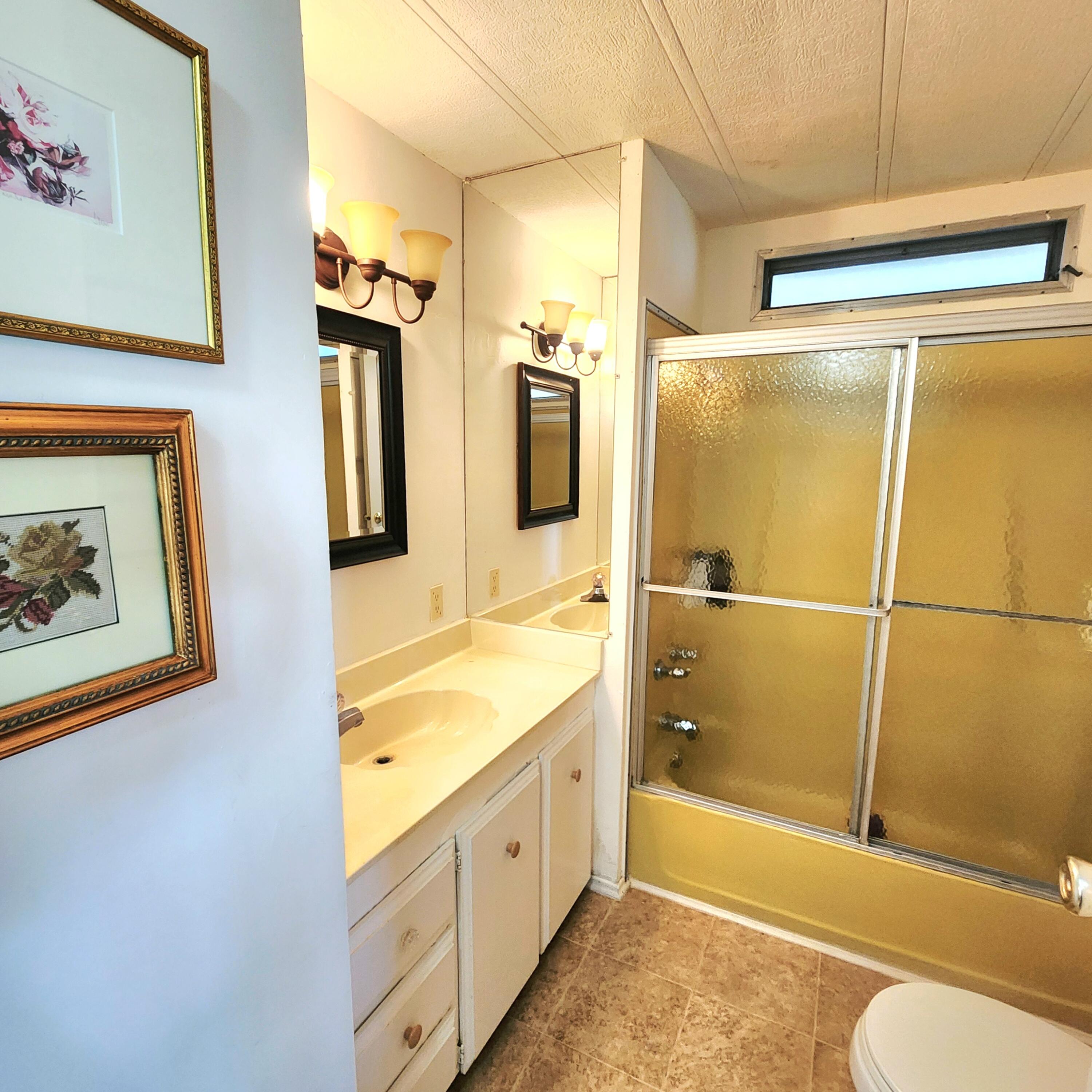 98 Camino Del Rio Port St. Lucie, FL 34952 - Photo 29 of 60 20260308_151733