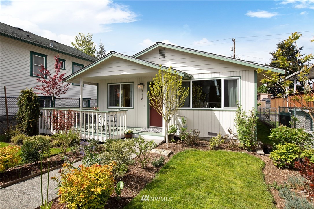 1618 Rockefeller Avenue Everett, WA 98201 - Photo 1 of 38