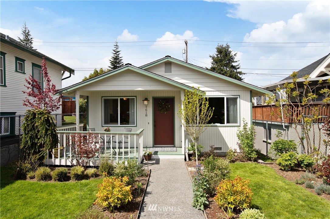 1618 Rockefeller Avenue Everett, WA 98201 - Photo 3 of 38