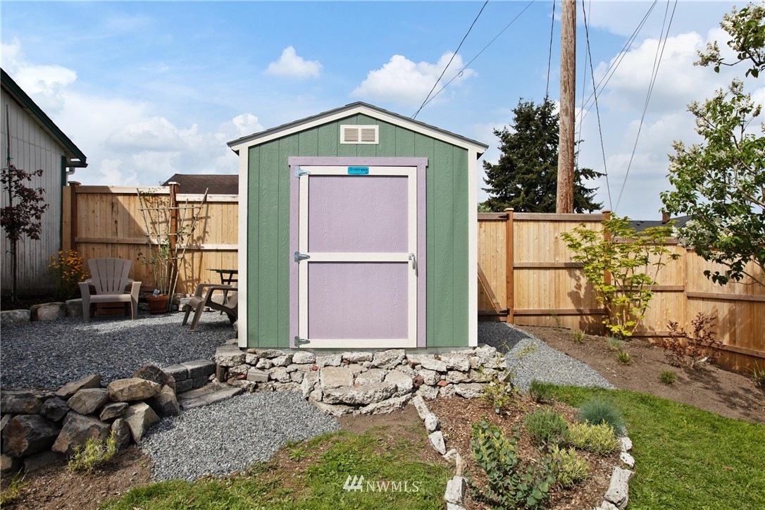 1618 Rockefeller Avenue Everett, WA 98201 - Photo 28 of 38