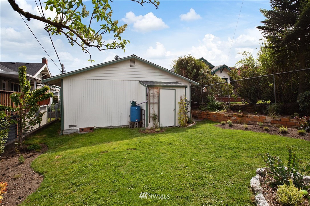 1618 Rockefeller Avenue Everett, WA 98201 - Photo 31 of 38