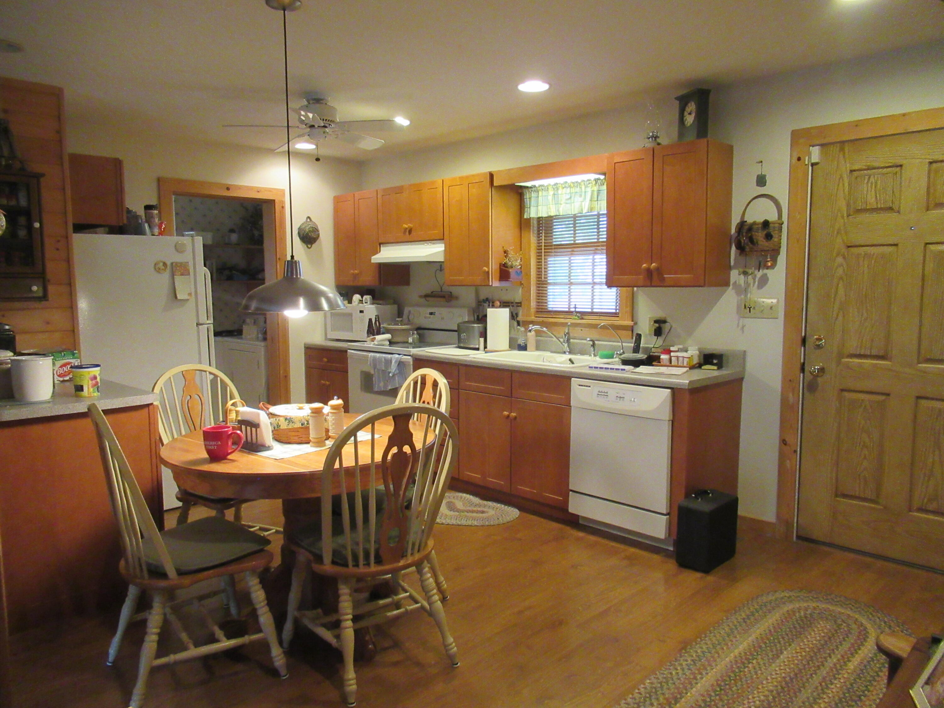 2779 Stone House Road Lewisburg, WV 24901 - Photo 9 of 53 Gallery Image 9