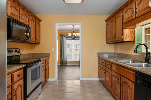 $489,900 | 663 Bluff View Drive, Pegram, TN 37143