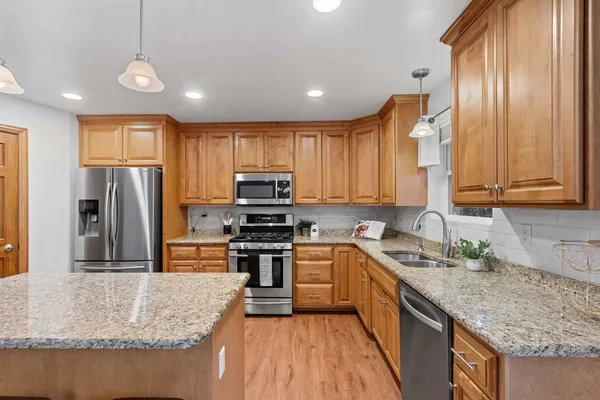 $475,000 | 854 Krause Road, Green Bay, WI 54313