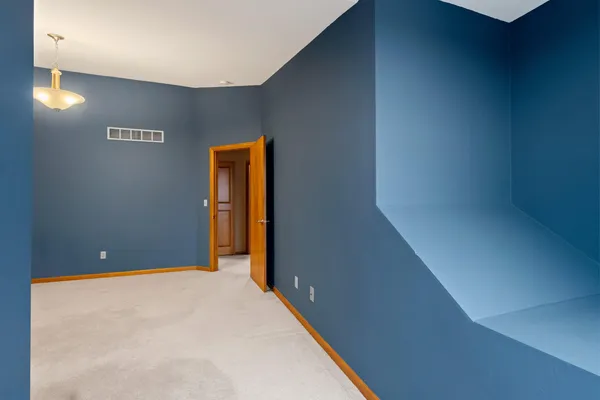 $475,000 | 854 Krause Road, Green Bay, WI 54313