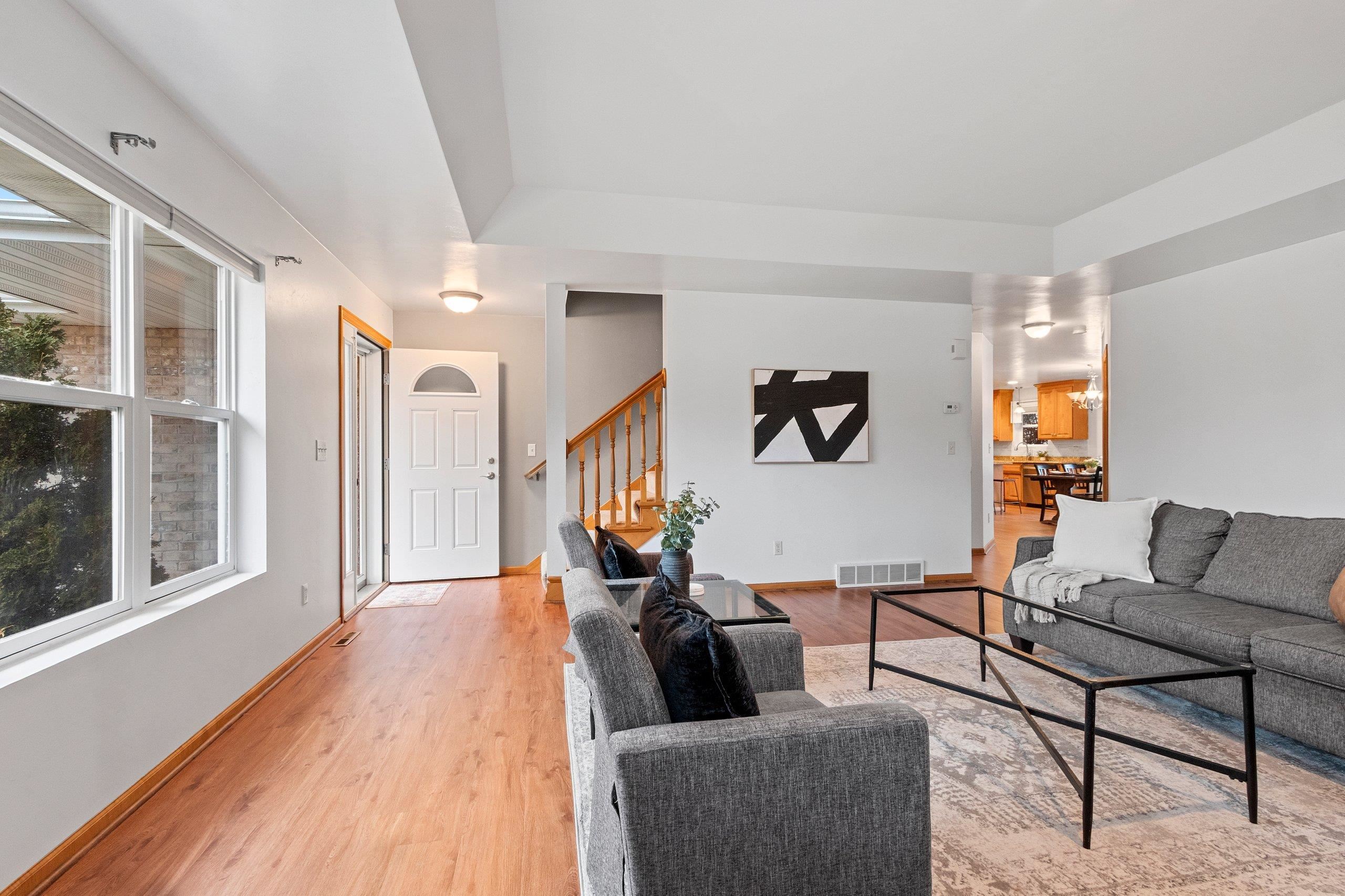 854 Krause Road Green Bay, WI 54313 - Photo 4 of 56