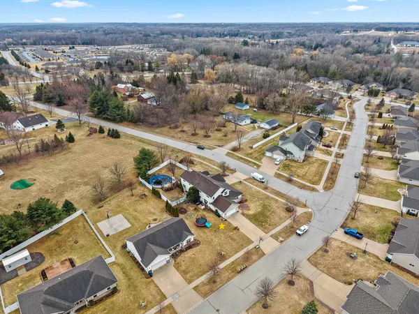 $475,000 | 854 Krause Road, Green Bay, WI 54313