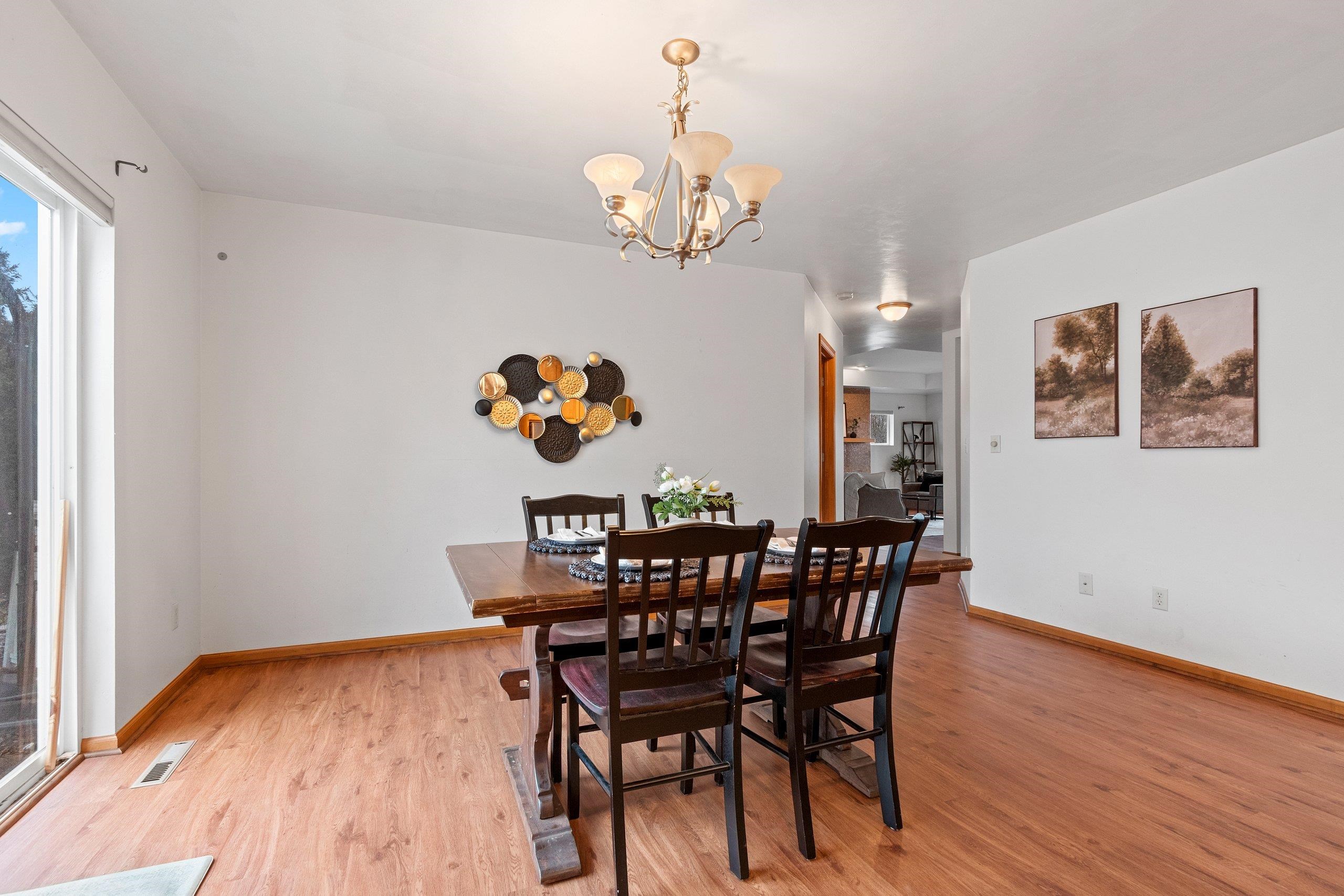 854 Krause Road Green Bay, WI 54313 - Photo 9 of 56