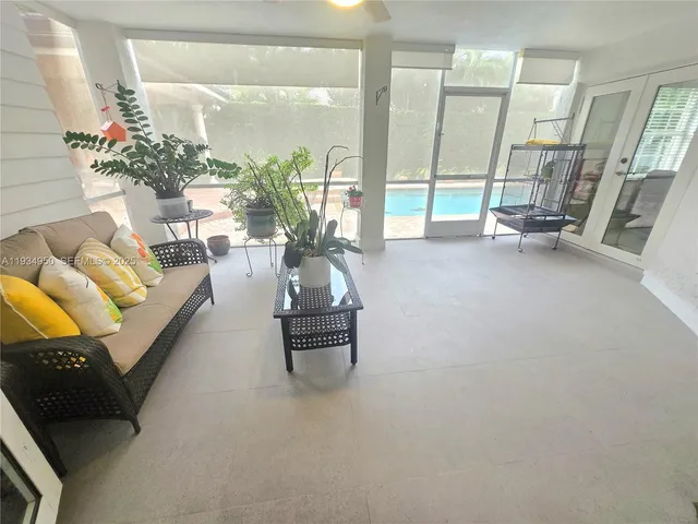 a view of a pathway with a yard