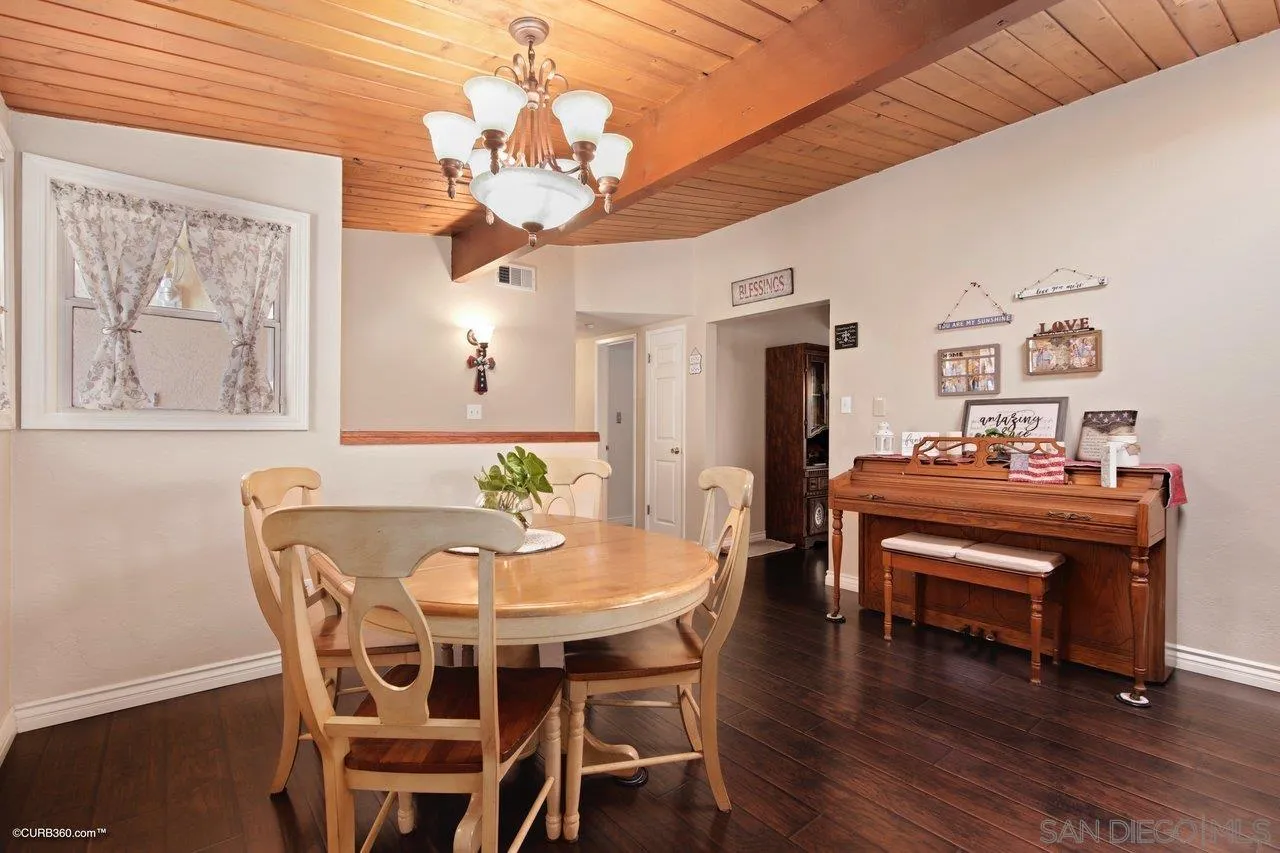 288 Faxon Street Spring Valley, CA 91977 - Photo 6 of 18 Gallery Image 6