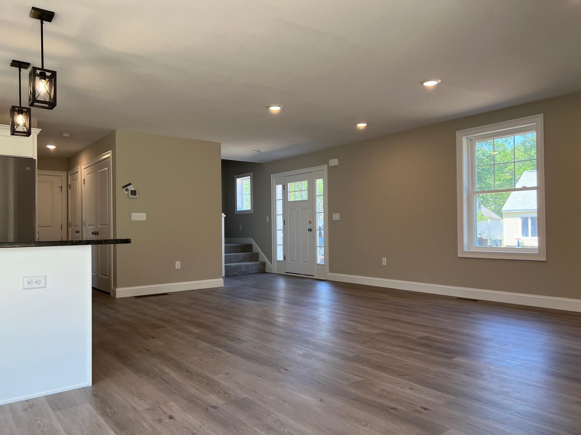 5 Hadley Road Merrimack, NH 03054 - Photo 15 of 34 Gallery Image 15