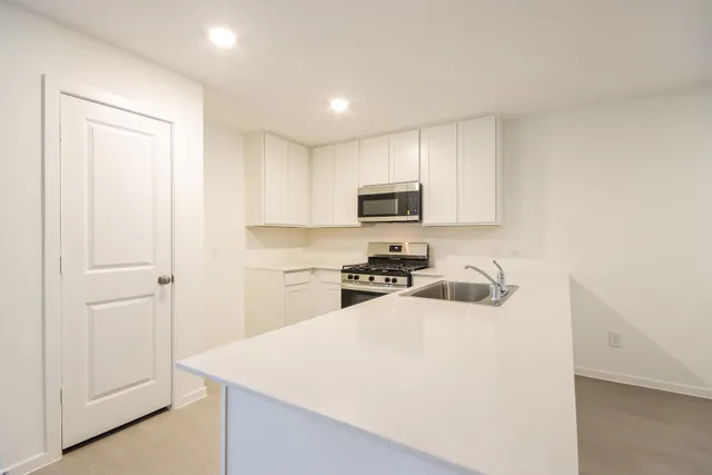 $1,945 | 31428 Moore Road, Magnolia, TX 77354