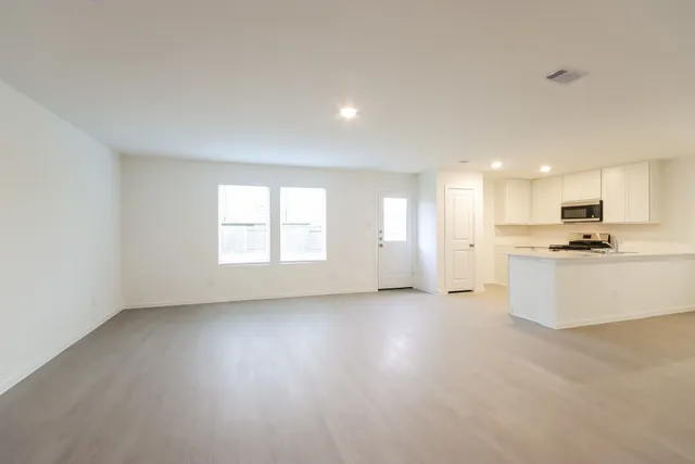 $1,945 | 31428 Moore Road, Magnolia, TX 77354