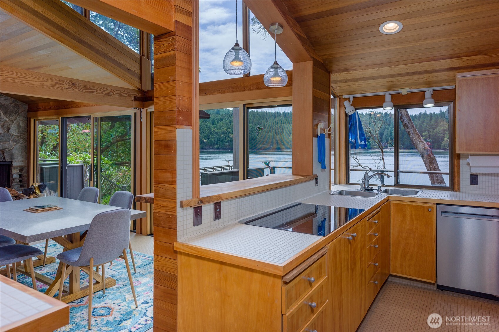 69 Rocky Road Eastsound, WA 98245 - Photo 10 of 40