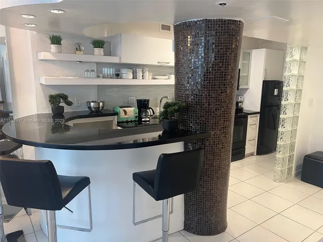 $4,000 | 100 Lincoln Road, Unit 603, Miami Beach, FL 33139