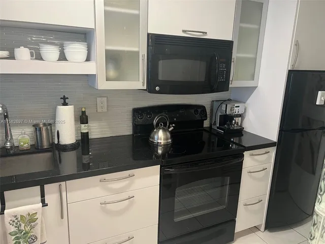 $4,000 | 100 Lincoln Road, Unit 603, Miami Beach, FL 33139