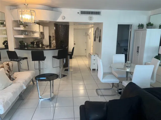 $4,000 | 100 Lincoln Road, Unit 603, Miami Beach, FL 33139