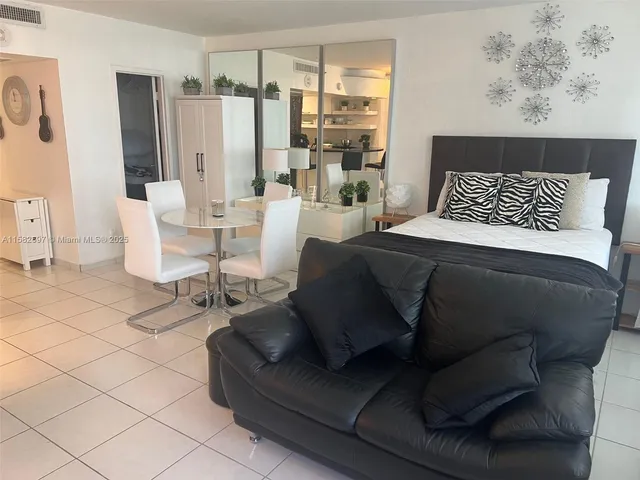 $4,000 | 100 Lincoln Road, Unit 603, Miami Beach, FL 33139