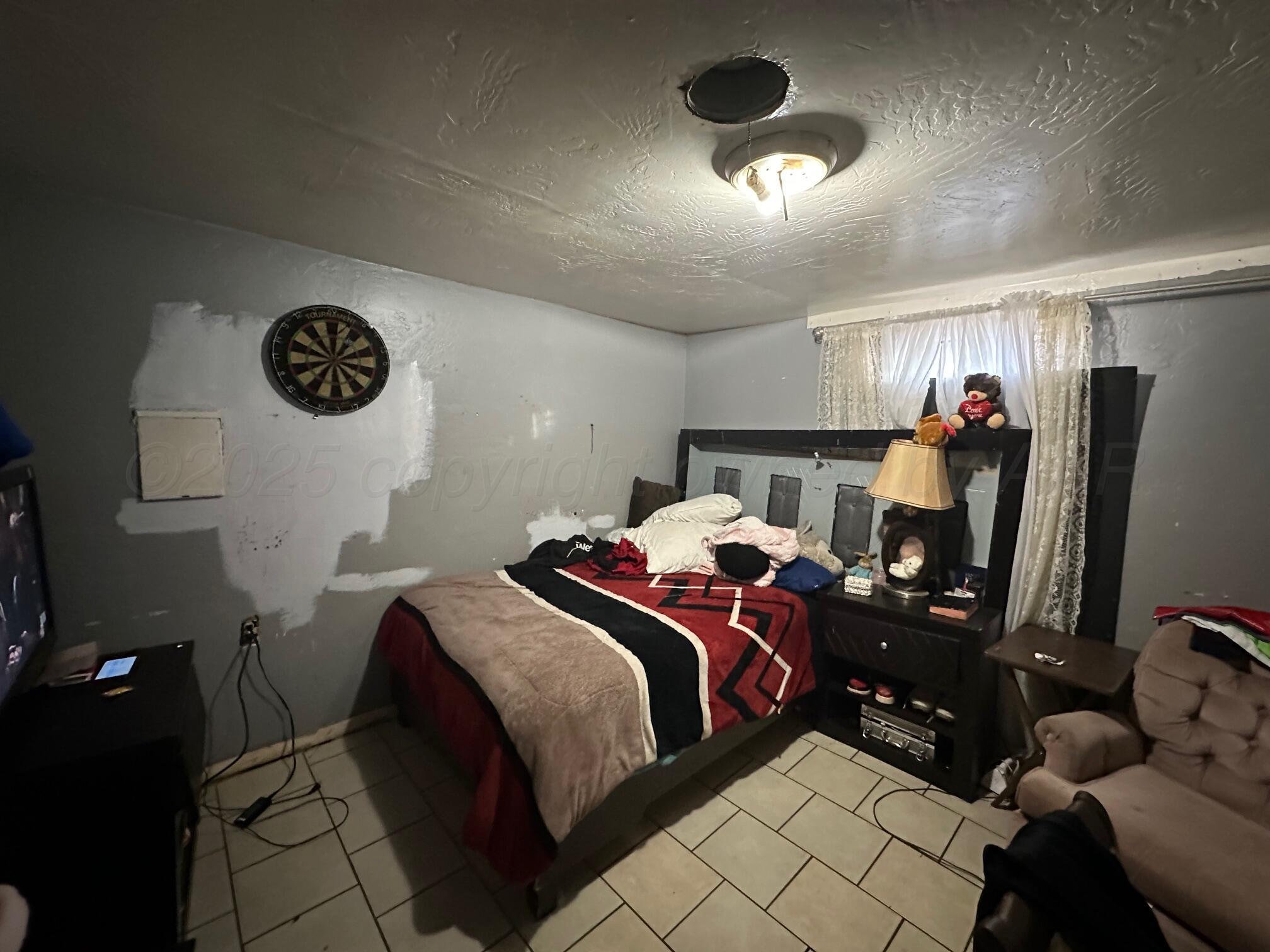 801 Russell Street Amarillo, TX 79104 - Photo 8 of 18 801 Russell - Bedroom 1 V1