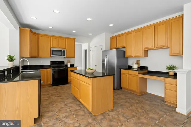 $515,000 | 17529 Patterson Drive, Hagerstown, MD 21740