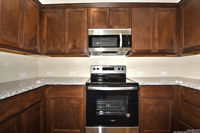 $1,550 | 10323 Lynwood Branch, Unit 101, San Antonio, TX 78245