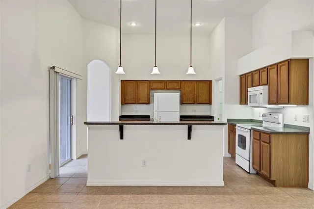 $340,000 | 3639 Westover Circle, Leesburg, FL 34748