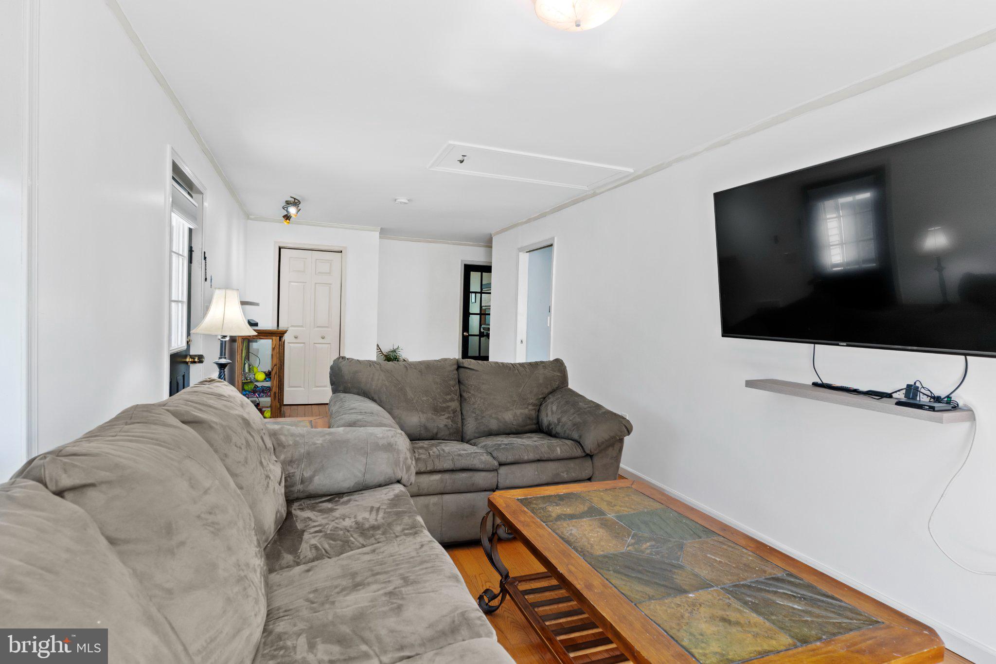 3037 Spring Road Carlisle, PA 17013 - Photo 10 of 33 Gallery Image 10