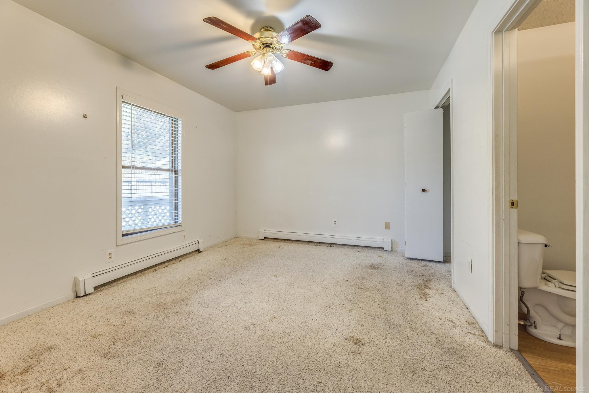7770 Shorecliff Road Lexington, MI 48450 - Photo 18 of 32 Main Floor Unit