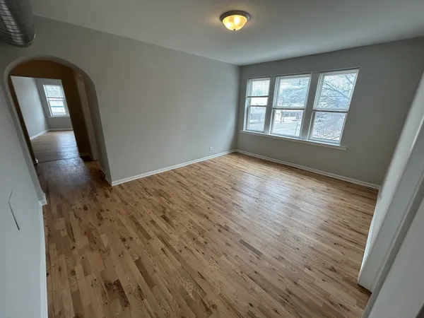 $1,950 | 7153 West Grand Avenue, Unit 202, Chicago, IL 60707