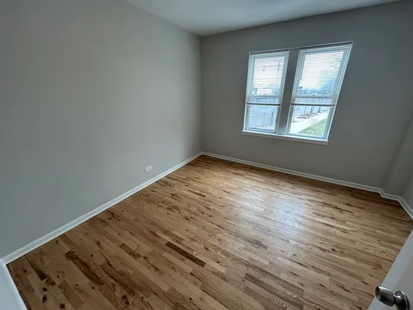 $1,950 | 7153 West Grand Avenue, Unit 202, Chicago, IL 60707