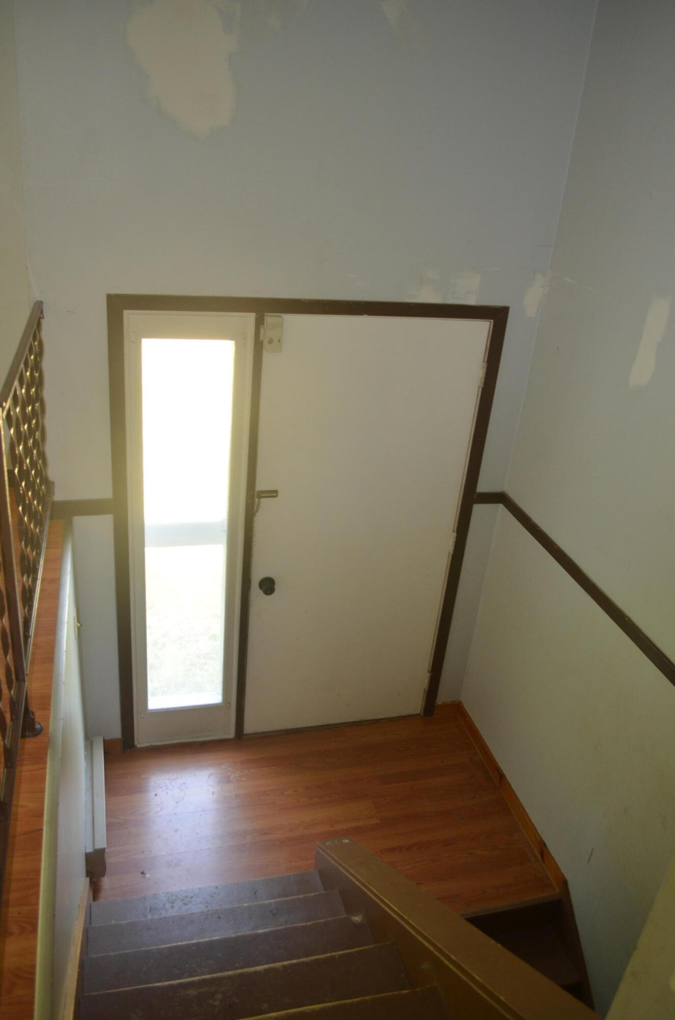 21 Valley Road Jefferson, ME 04348 - Photo 12 of 16 Front Entry